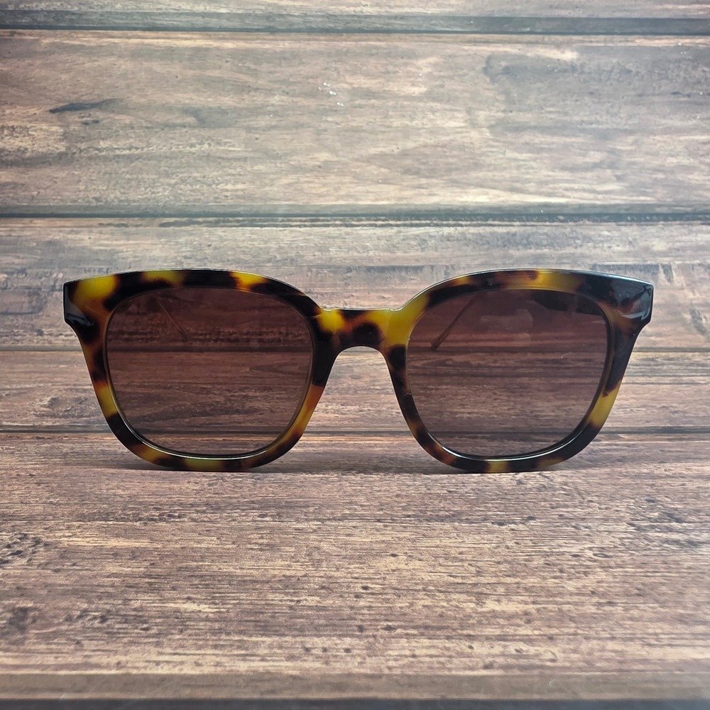 Sojos SJ2050 C1 MZ Tortoise Square Sunglasses Gold Metal Arms 52-22-142